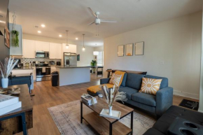Wilmingtonbeachmoderncozyfreewifipooltable